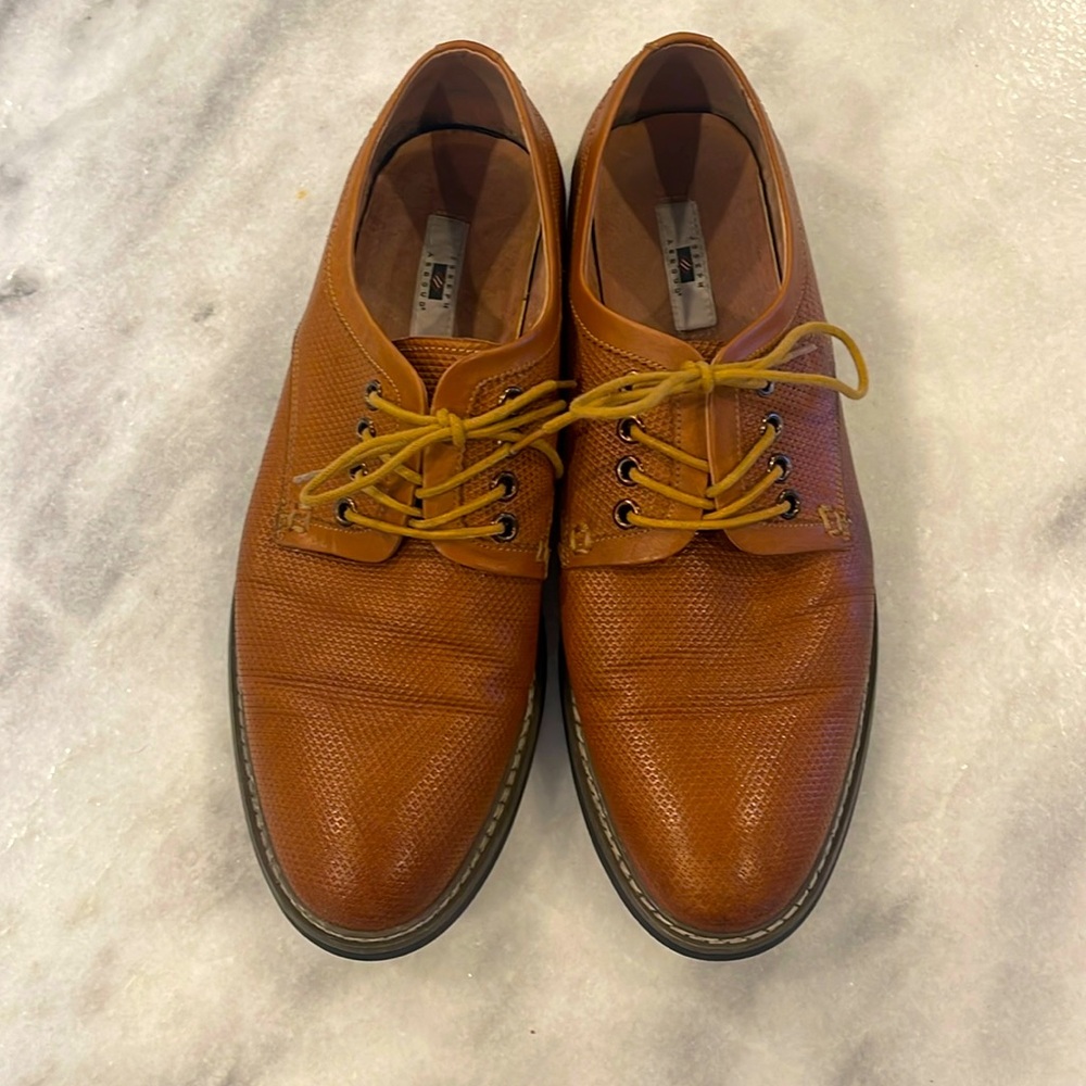 Men’s Joseph Abboud brown dress shoes size 10.5